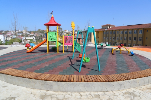 Haraççı Mahallesi Vardar Parkı